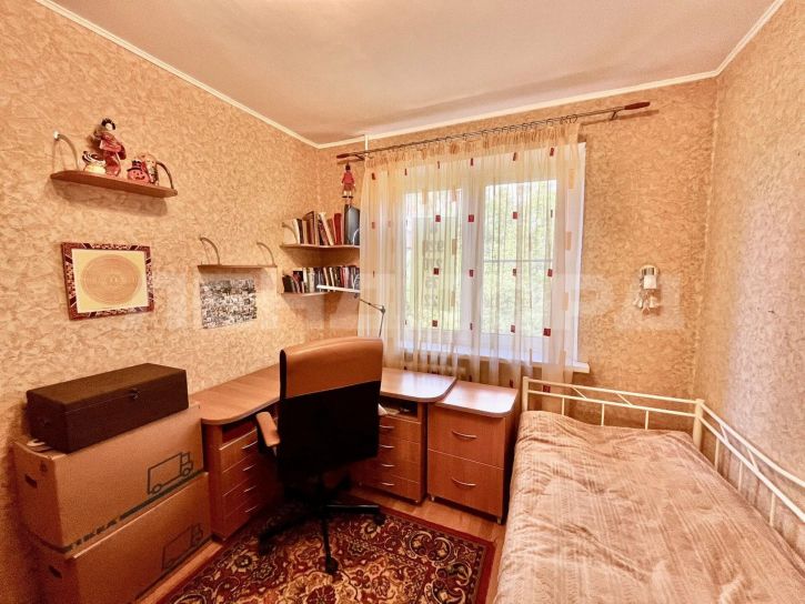 3-комн квартира улица Зорге, 37/1