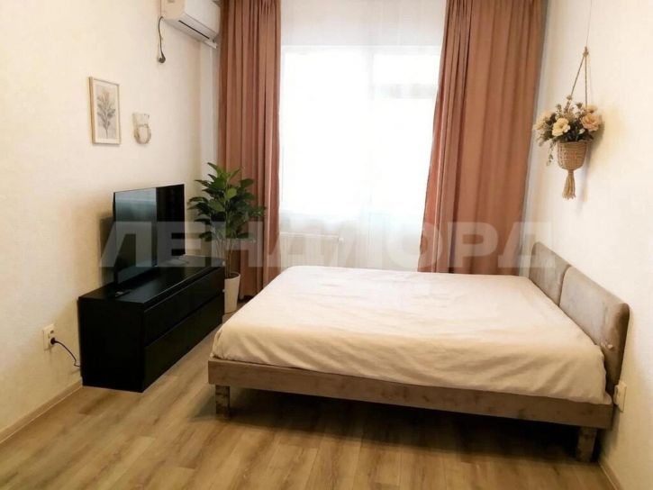 2-комн квартира улица Нансена, 83с3
