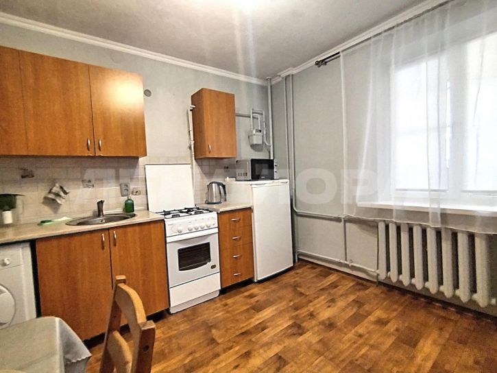 1-комн квартира улица Обороны, 43