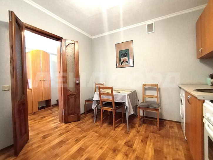 1-комн квартира улица Обороны, 43