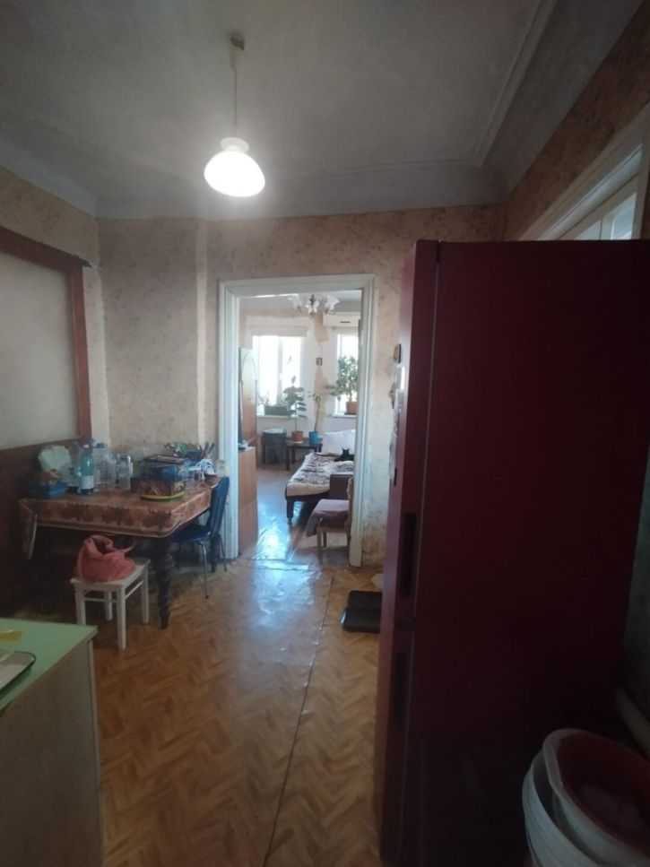 3-комн квартира 7-я линия ул., 44