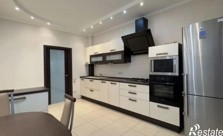 2-комн квартира Сказочная улица, 42,  д. 42