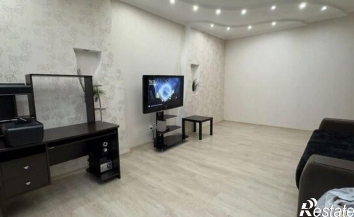 2-комн квартира Сказочная улица, 42,  д. 42