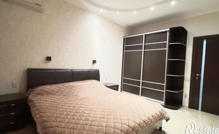2-комн квартира Сказочная улица, 42,  д. 42