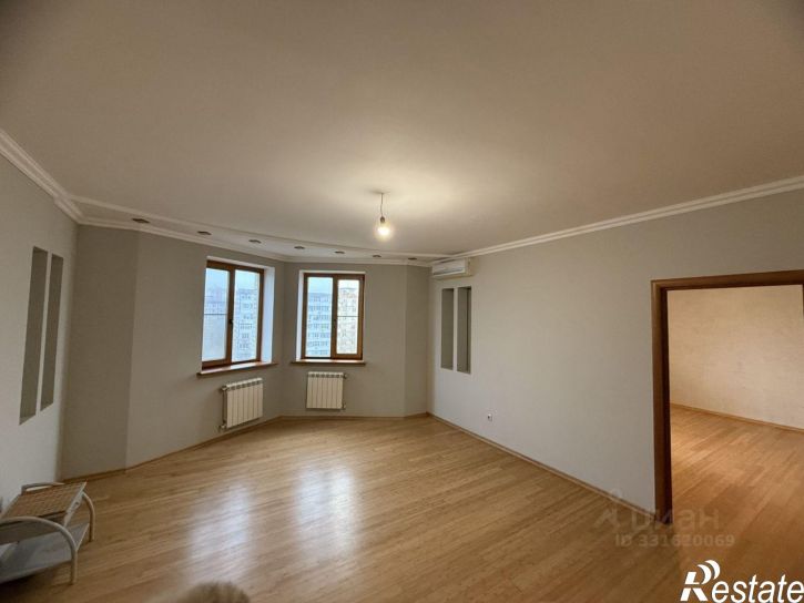 3-комн квартира улица 339-й Стрелковой Дивизии, 12Д,  д. 12Д