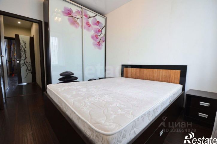 3-комн квартира улица Жданова, 23,  д. 23