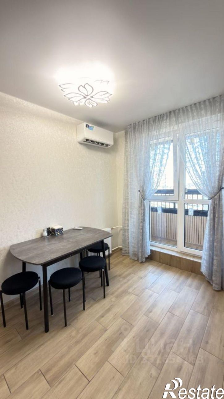 2-комн квартира улица Ткачёва, 9с2