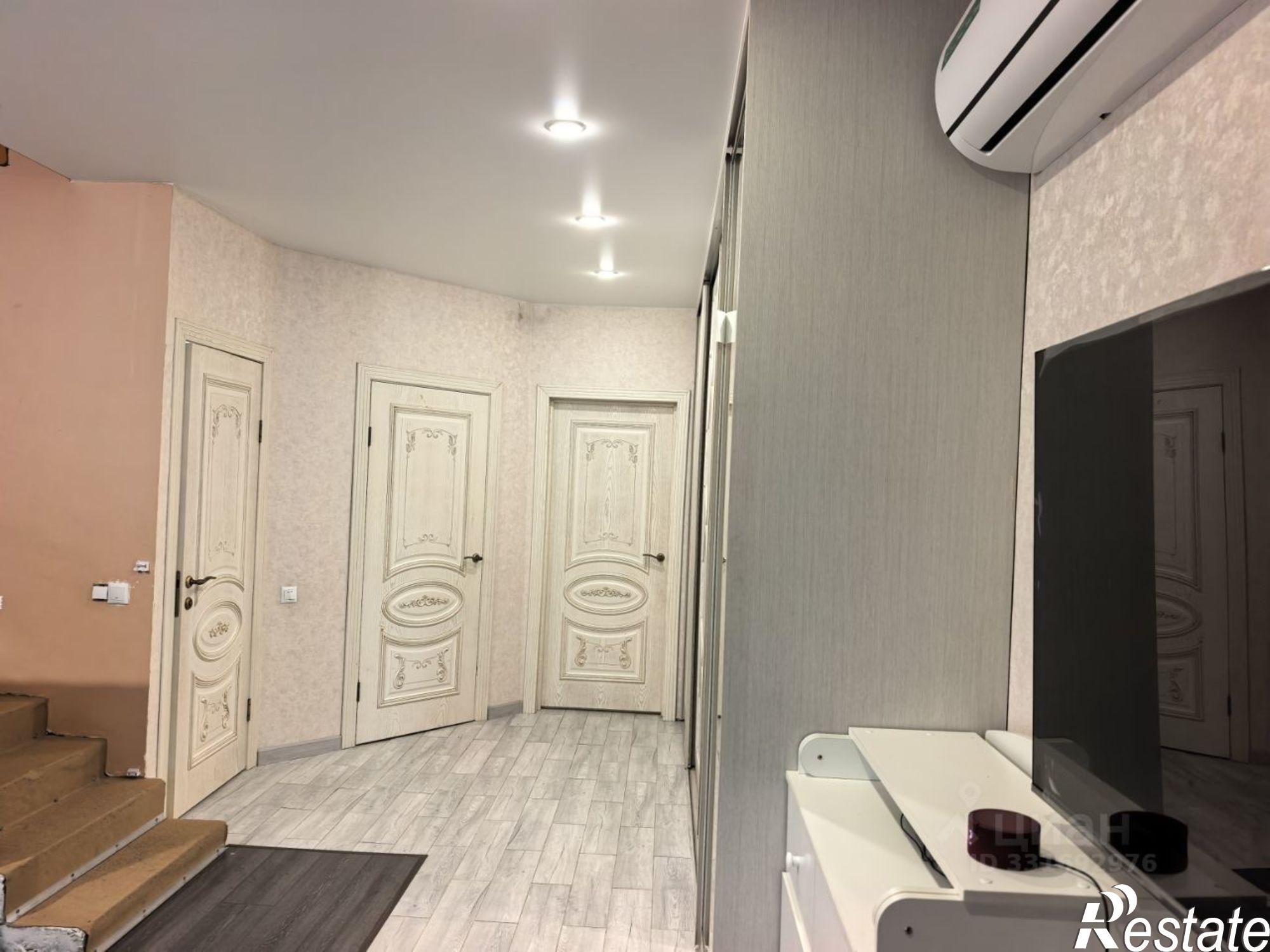 Купить дачу, дом, коттедж за 8 600 000 рублей на ул Васильковая, 1