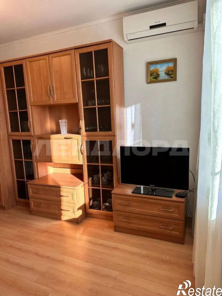 2-комн квартира бульвар Комарова, 12/1