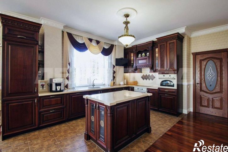 2-комн квартира улица Мясникова, 50/31