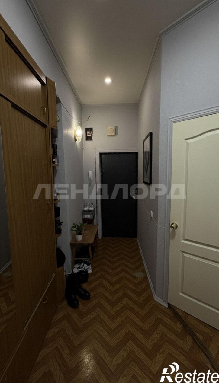 3-комн квартира проспект Соколова, 33/135