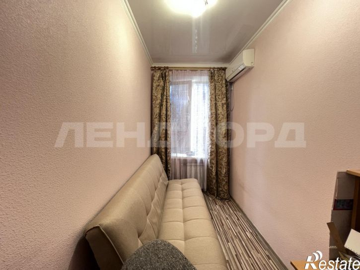 2-комн квартира улица 4-я Линия, 52