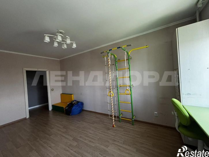 2-комн квартира улица Скачкова, 64