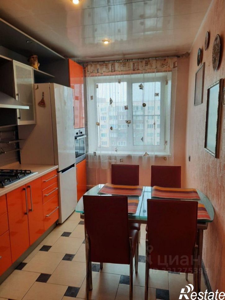3-комн квартира б-р Комарова, 14,  д. 14