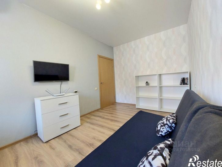 2-комн квартира ул Жмайлова, 4 2,  д. 4 2,  к. 2