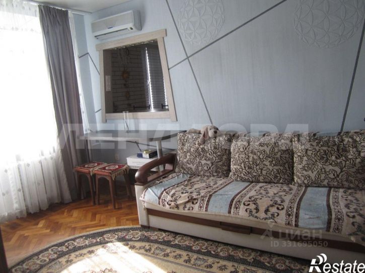 2-комн квартира ул 8-я линия, 3,  д. 3