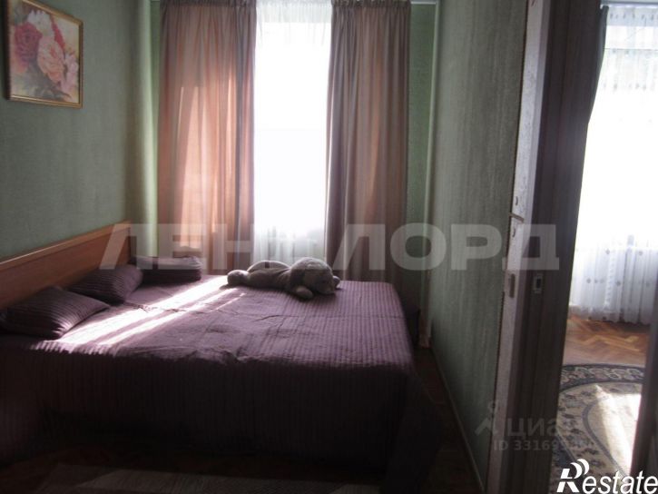 2-комн квартира ул 8-я линия, 3,  д. 3