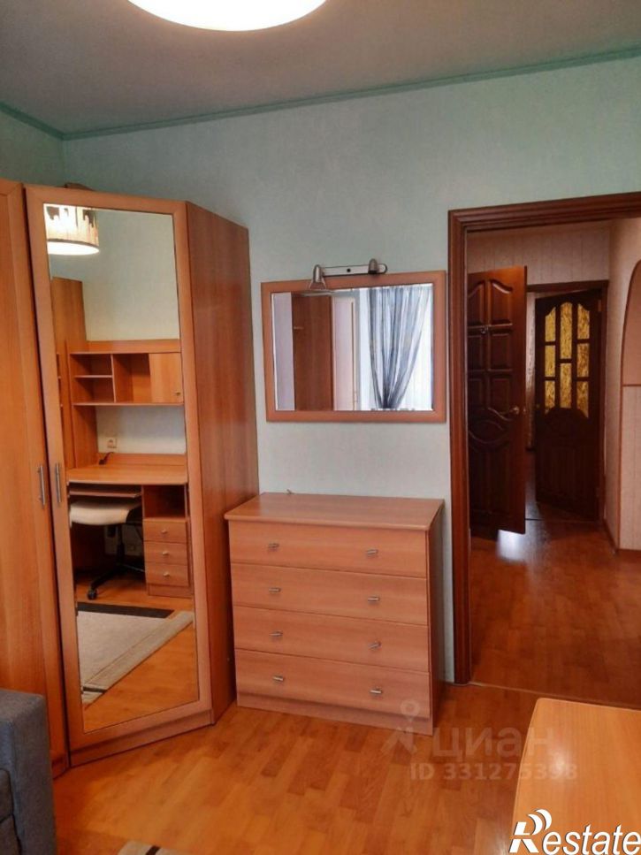 3-комн квартира б-р Комарова, 14,  д. 14