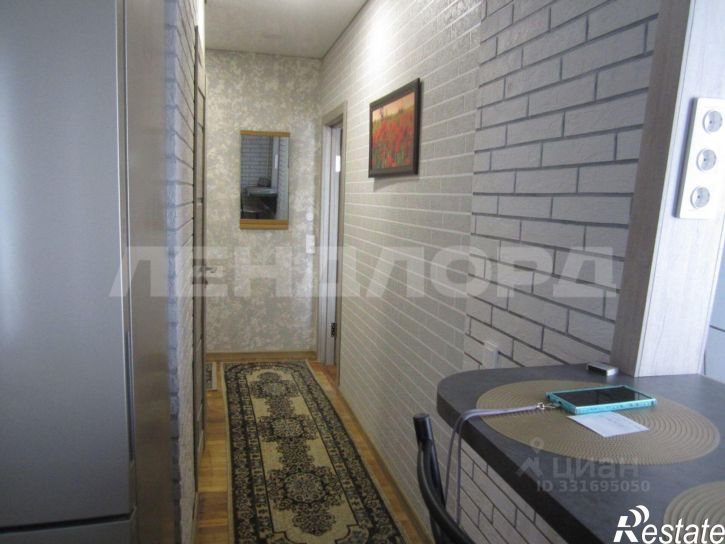 2-комн квартира ул 8-я линия, 3,  д. 3