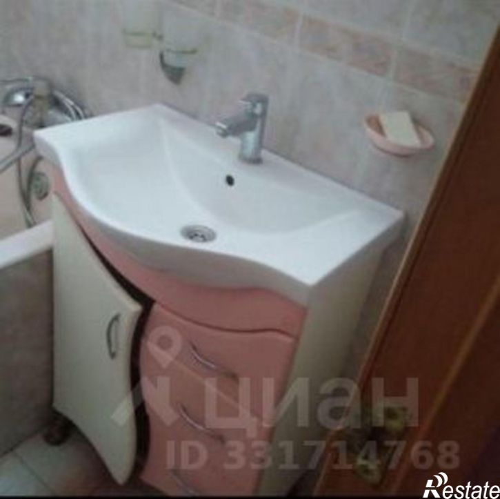 2-комн квартира б-р Комарова, 12,  д. 12