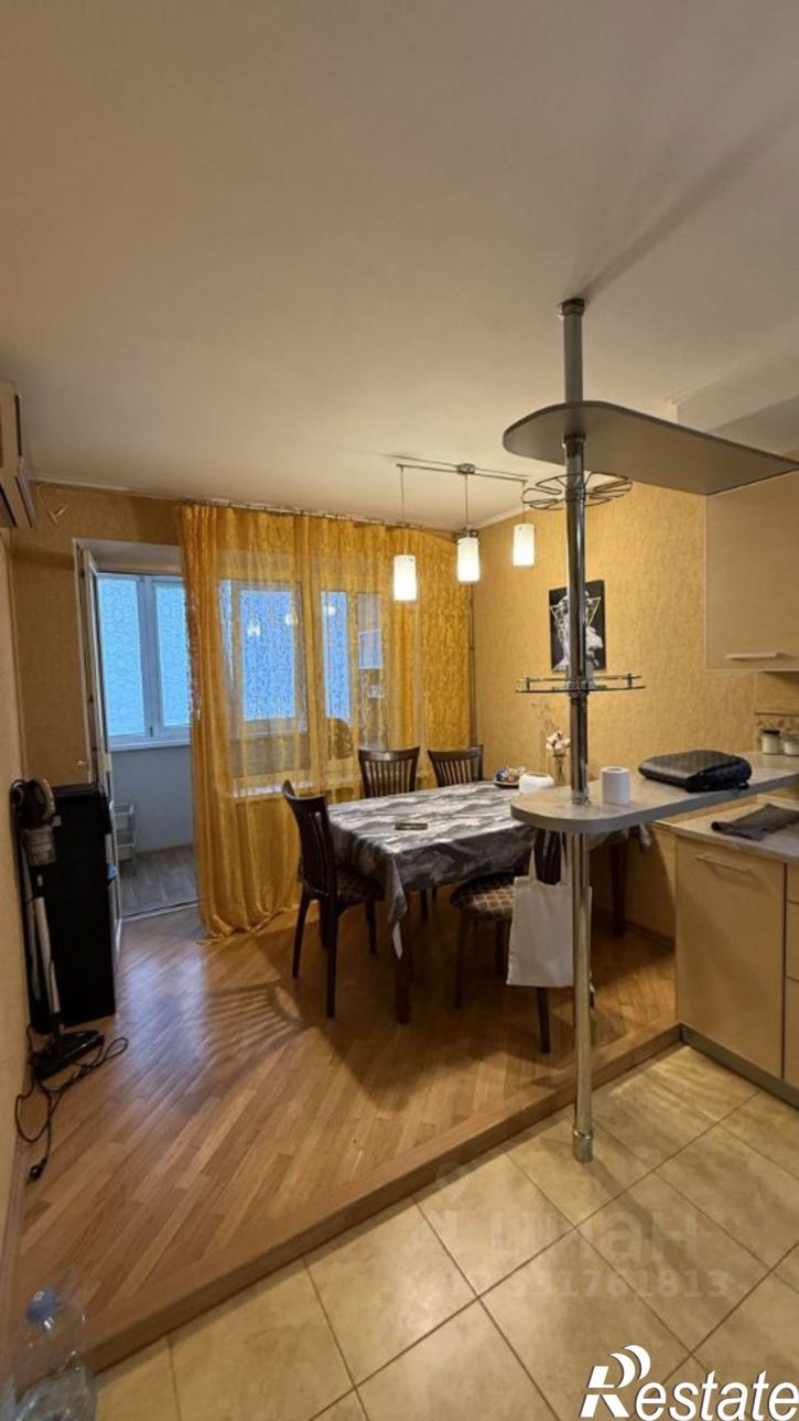 2-комн квартира ул Жмайлова, 4 10,  д. 4 10,  к. 10