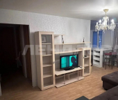3-комн, 60кв м, этаж 1/5 проспект Стачки, 9