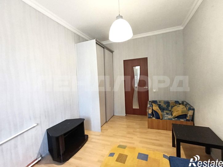 2-комн квартира улица 28-я Линия, 59
