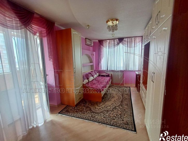3-комн квартира ул Зорге, 46,  д. 46
