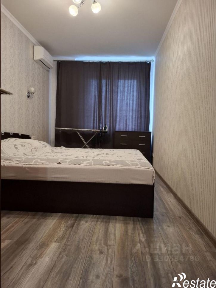 2-комн квартира ул Рыльского, 1,  д. 1