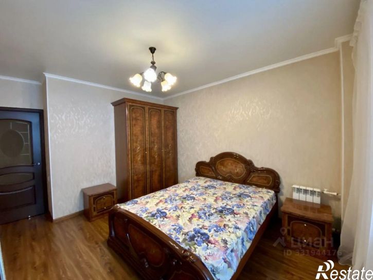 2-комн квартира ул Жмайлова, 4/2,  д. 4/2