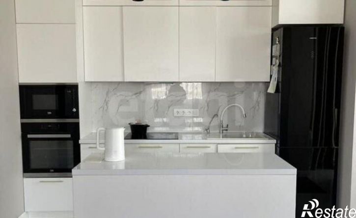2-комн квартира пр-кт Сиверса, 32,  д. 32