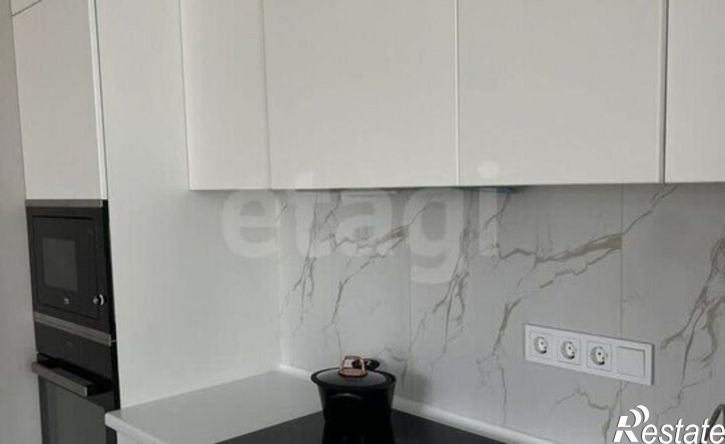 2-комн квартира пр-кт Сиверса, 32,  д. 32