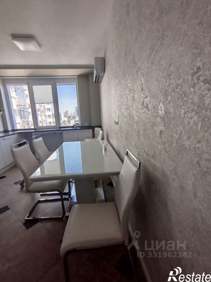 2-комн квартира Гвардейский пер, 11/2,  д. 11/2
