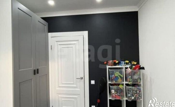 2-комн квартира пр-кт Сиверса, 32,  д. 32