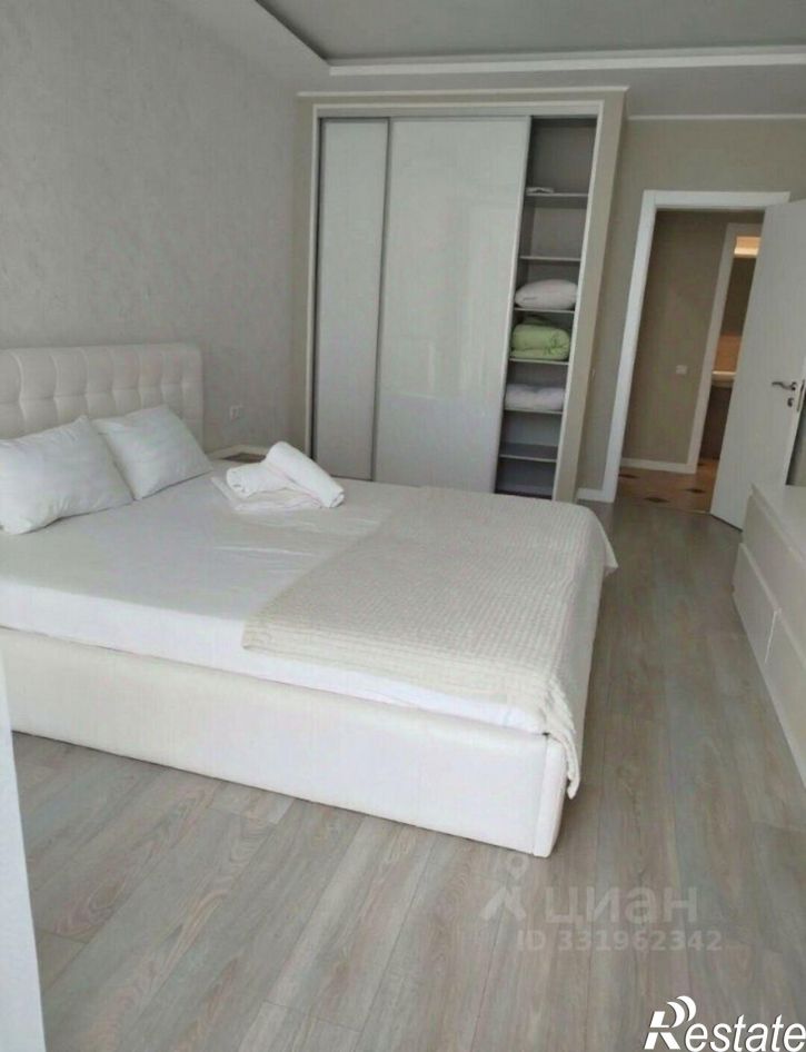 2-комн квартира Гвардейский пер, 11/2,  д. 11/2