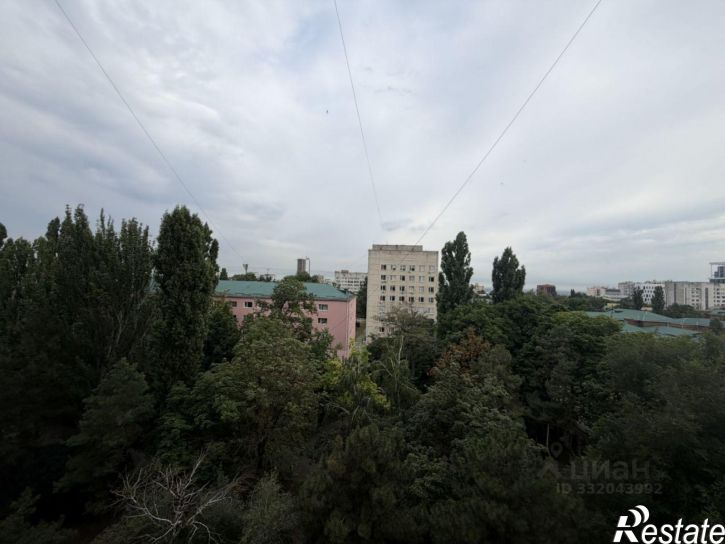 1-комн квартира пр-кт 40-летия Победы, 282/100,  д. 282/100