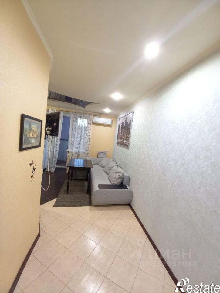 2-комн квартира ул Закруткина, 20,  д. 20