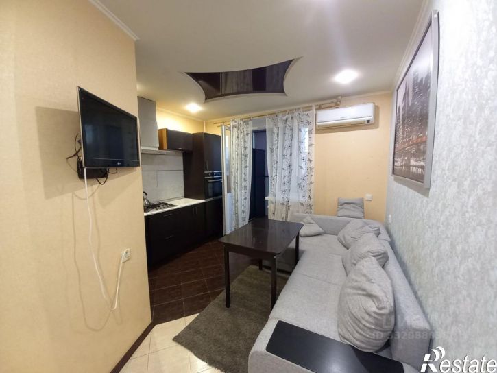 2-комн квартира ул Закруткина, 20,  д. 20