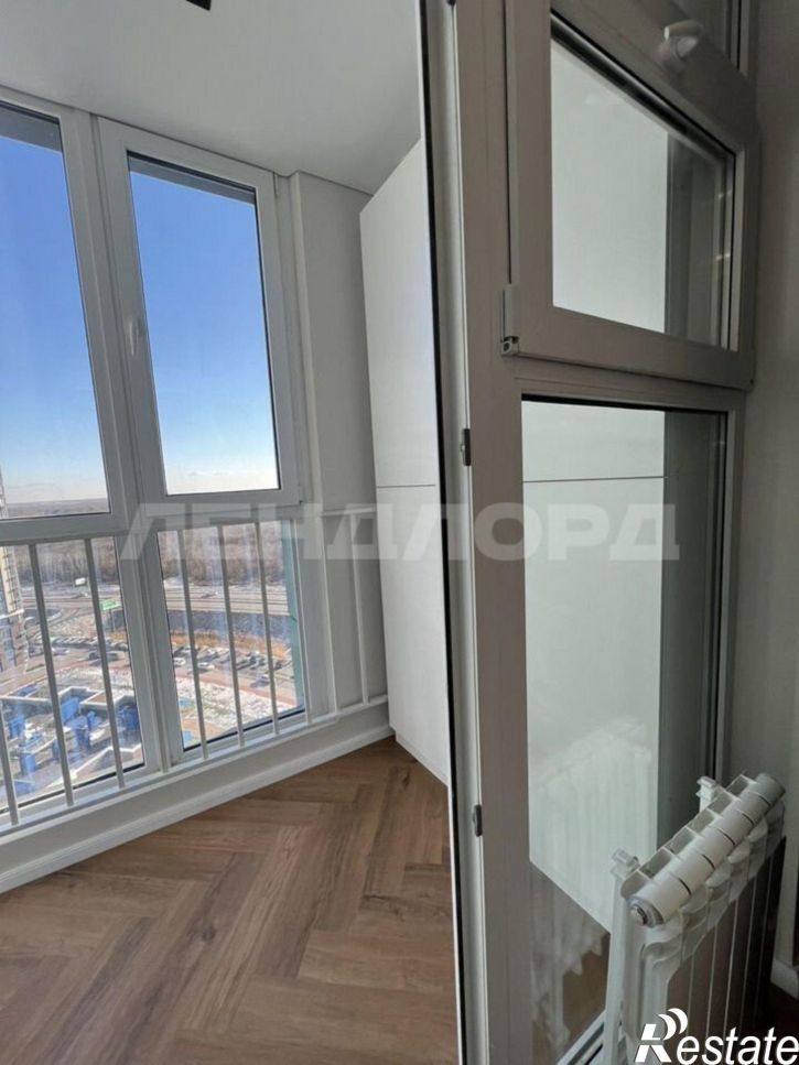 2-комн квартира улица Бориса Слюсаря, 23с2