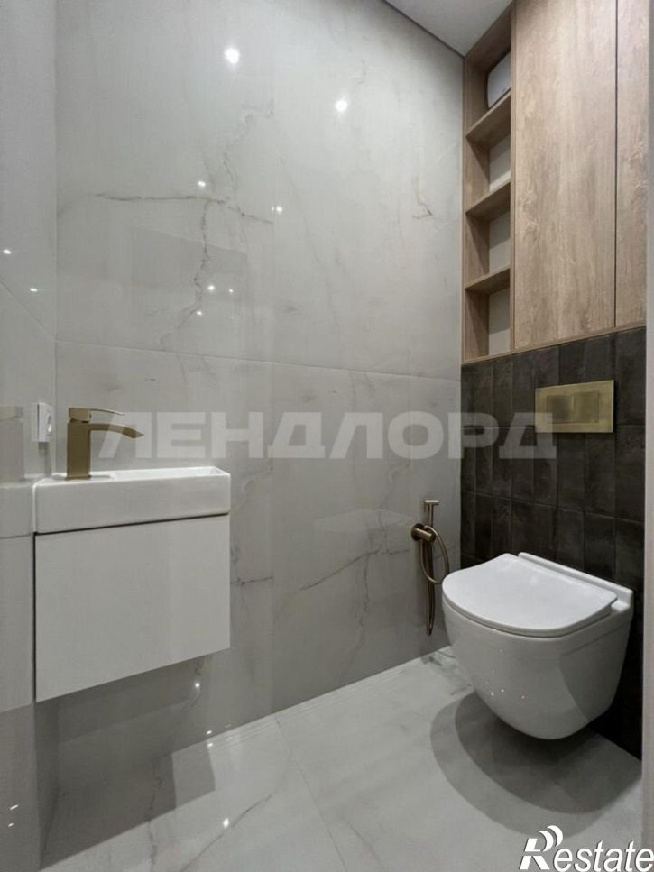 2-комн квартира улица Бориса Слюсаря, 23с2