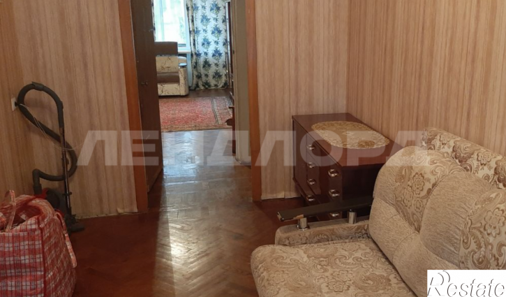 2-комн квартира улица Зорге, 8