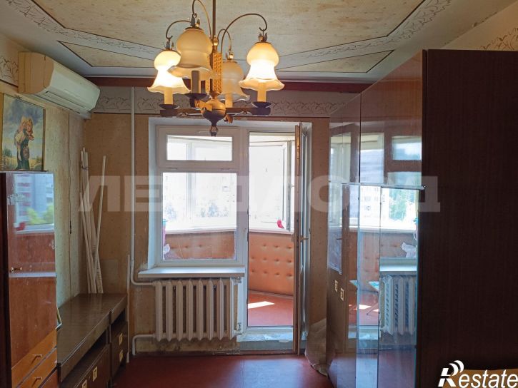 3-комн квартира проспект Космонавтов, 14/15