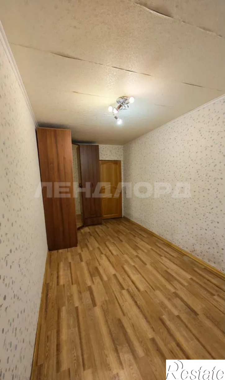 2-комн квартира улица Быковского, 3