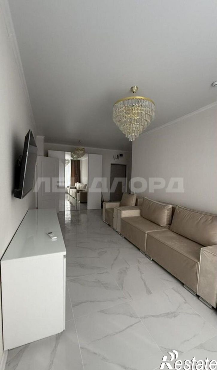 2-комн квартира улица Бориса Слюсаря, 23с2