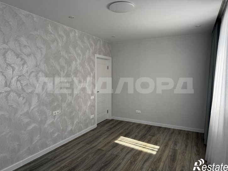 2-комн квартира улица Ткачёва, 23