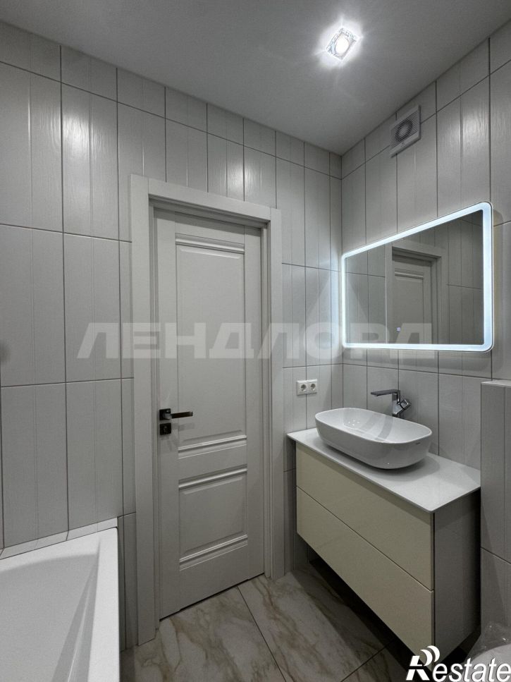 2-комн квартира улица Ткачёва, 23