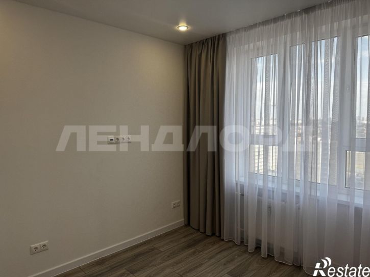 2-комн квартира улица Ткачёва, 23