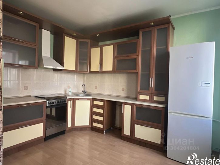 3-комн квартира ул Шеболдаева, 4/1,  д. 4/1