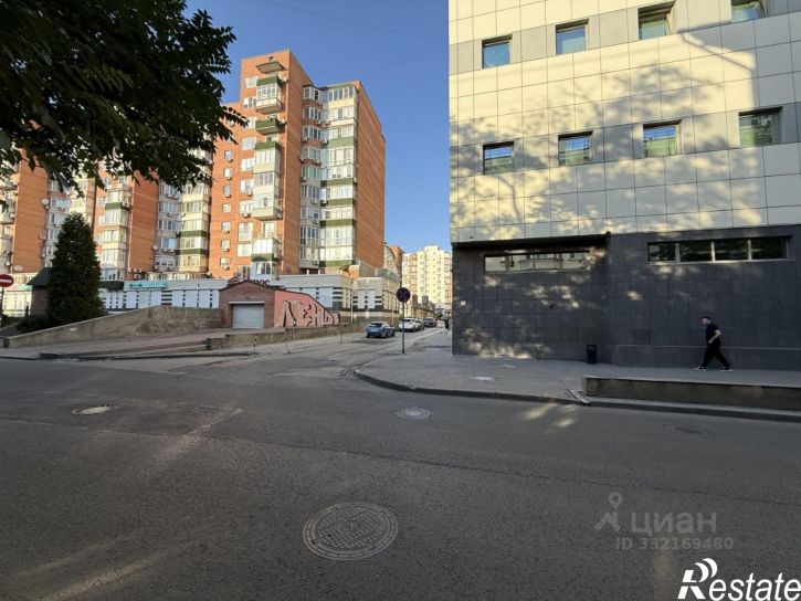 Гараж/парковка Соборный пер, 94г,  д. 94г
