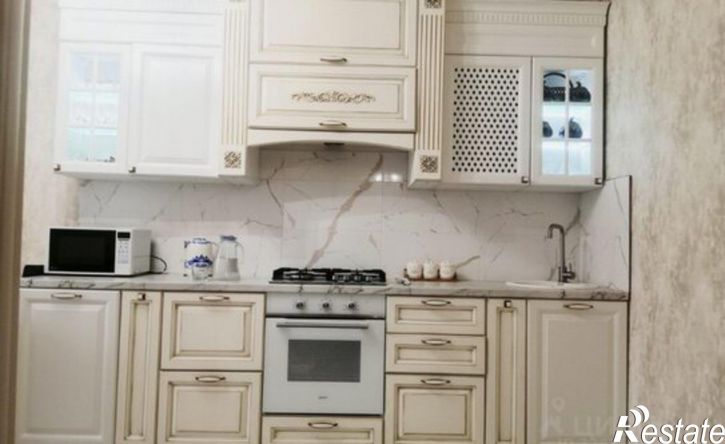 2-комн квартира ул Бориса Слюсаря, 23 2,  д. 23 2,  к. 2